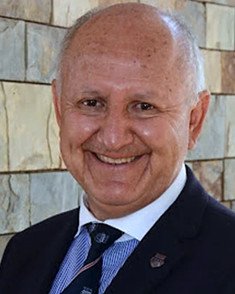 Ricardo Solís, profesor de Preu López